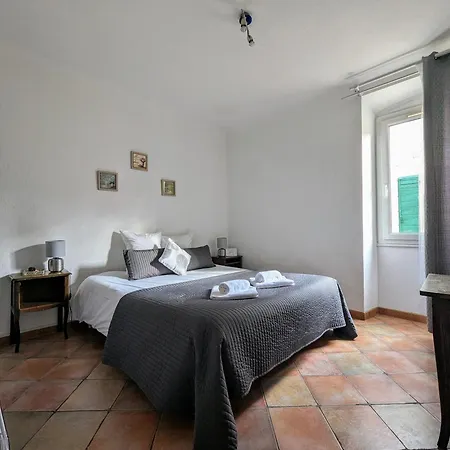 Hotel L'aiguebelle Céreste