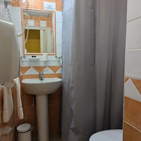 L'aiguebelle Отель 2*