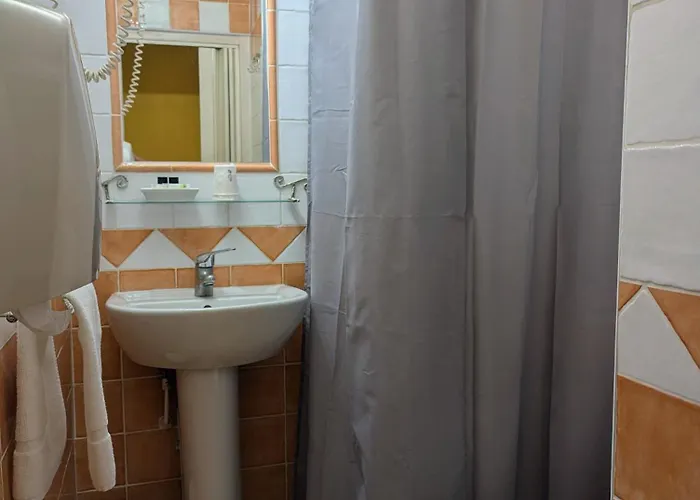 L'aiguebelle Hotel 2*