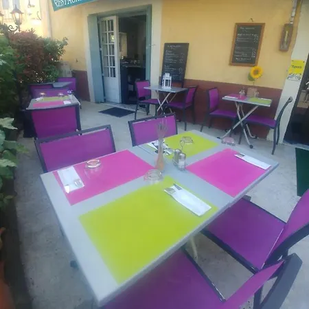 L'aiguebelle فندق