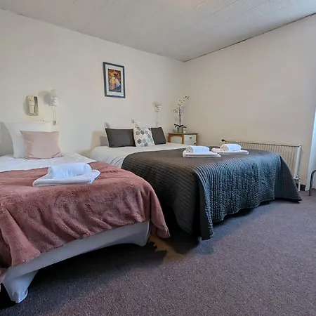 Отель L'aiguebelle 2*