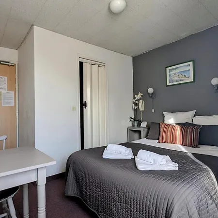 Отель L'aiguebelle 2*