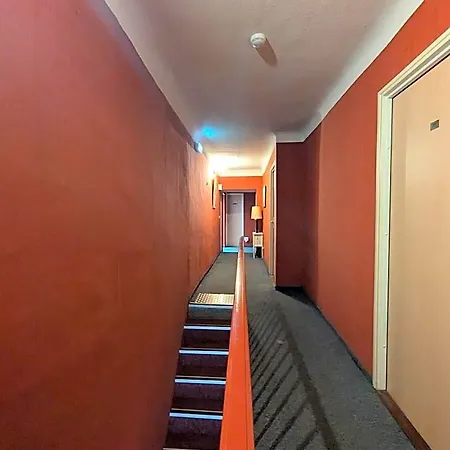 L'aiguebelle Hotel