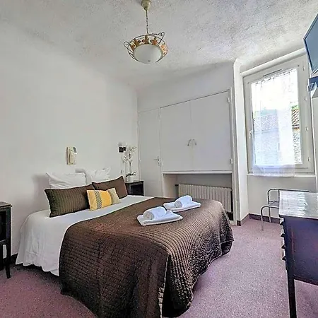 L'aiguebelle Hotel 2*